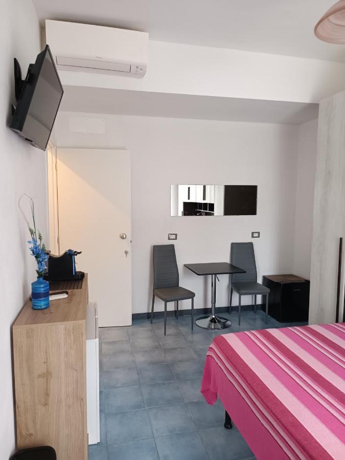 מונטרוסו אל מארה Villa Caribe Affittacamere מראה חיצוני תמונה